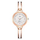 Relógio Bracelete Modelo Vazado