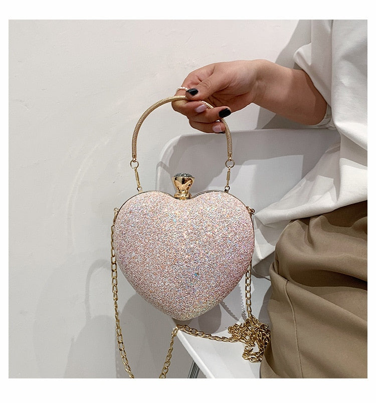 Bolsa Clutch Formato de Coração